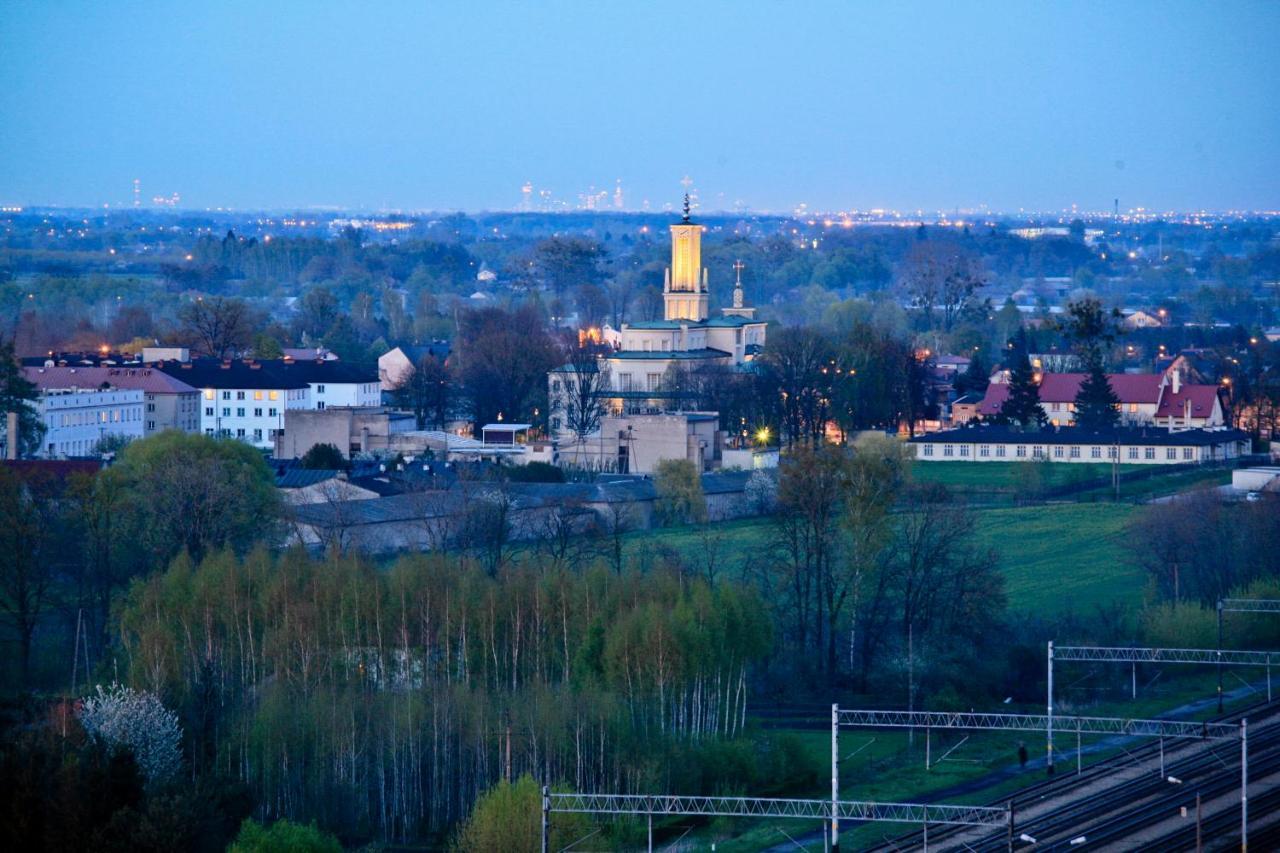 Hotel Kuznia Napoleonska Teresin Esterno foto