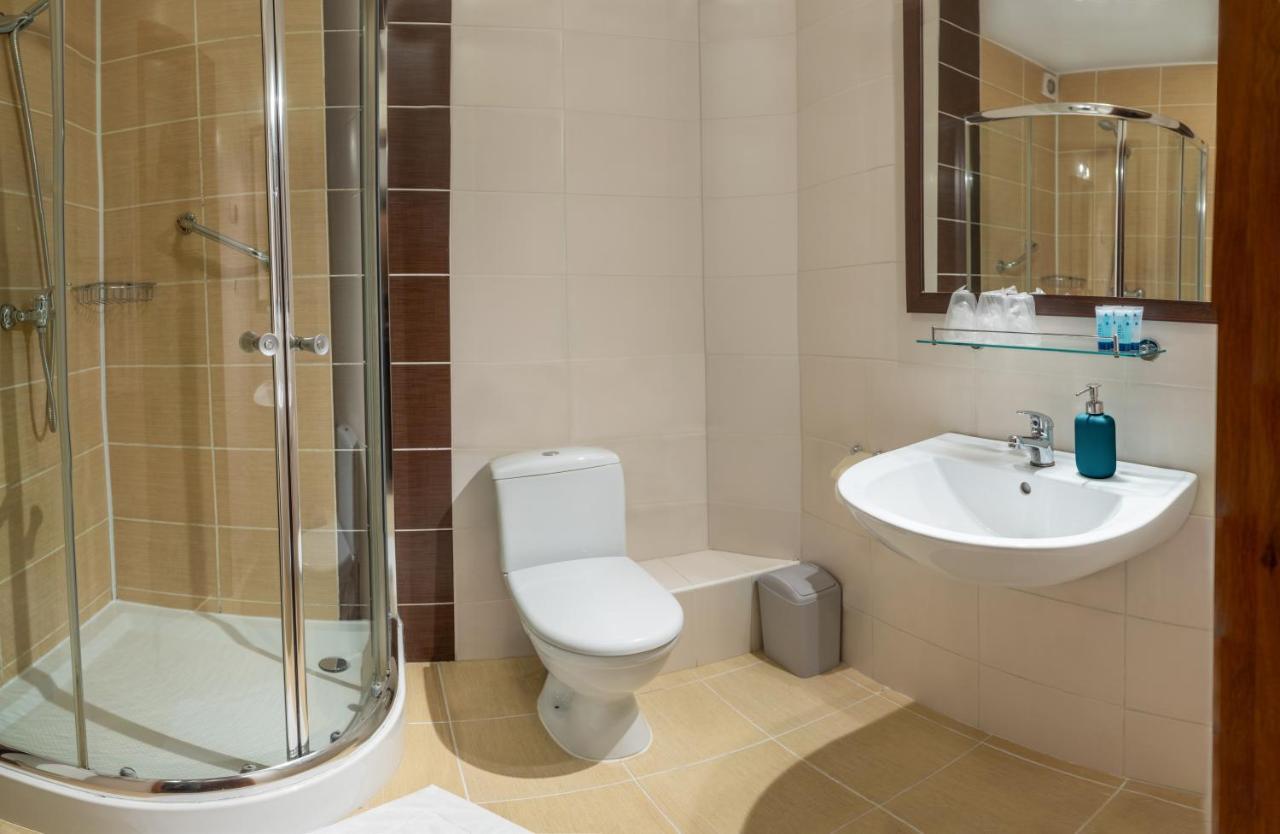 Hotel Kuznia Napoleonska Teresin Esterno foto