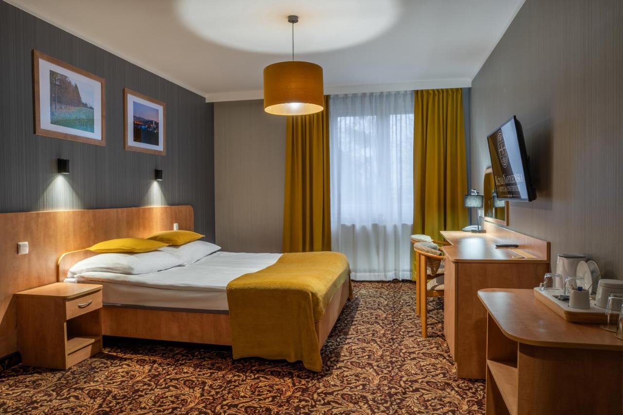 Hotel Kuznia Napoleonska Teresin Esterno foto