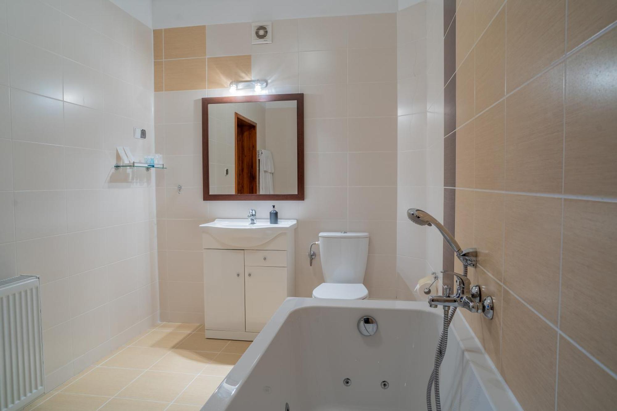 Hotel Kuznia Napoleonska Teresin Esterno foto